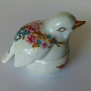 Elizabeth Arden Vintage Tea Light.